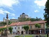 Náměstí a Trenčínský hrad